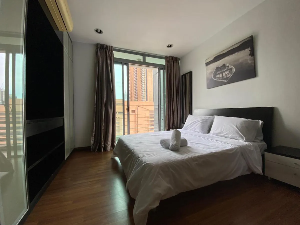 Spacious 3R,2R,Studio 5Min Walk To Time Square,Lalaport, Pool,Gym,Wifi Lägenhet Kuala Lumpur